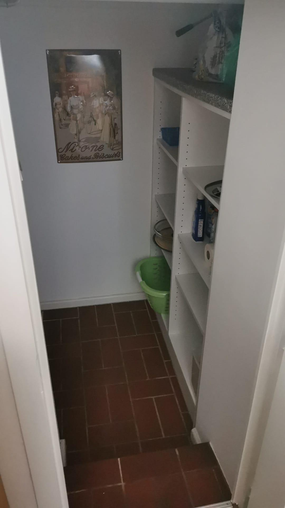 Alte Schmiede Fereinwohnung Wiebke Kammer Reinigungsgeraete